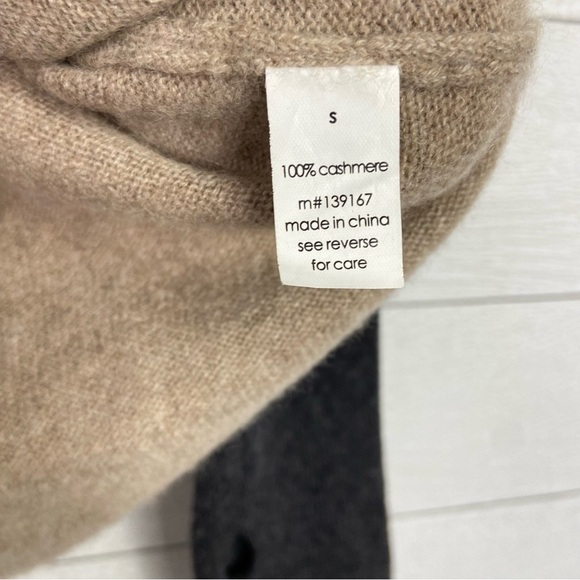 27 MILES Malibu Cashmere Sweater Hamsa Hand Rhinestone Graphic Tan Gray Small - Picture 6 of 6